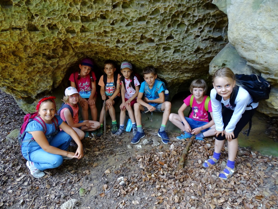 Prolezli jsme každou skulinku. 