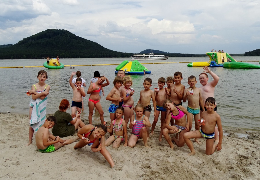 Byli jsme rádi, že jsme mohli Mácháč vyzkoušet, když jsme téměř na jeho břehu bydleli.